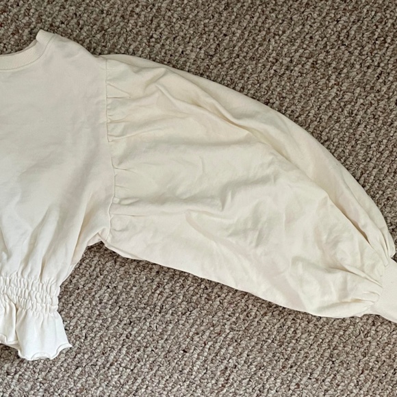 Zara Cream Cropped Sweatshirt Balloon Cuffed Sleeve S - Picture 4 of 4